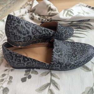 Dansko Flats Size 42